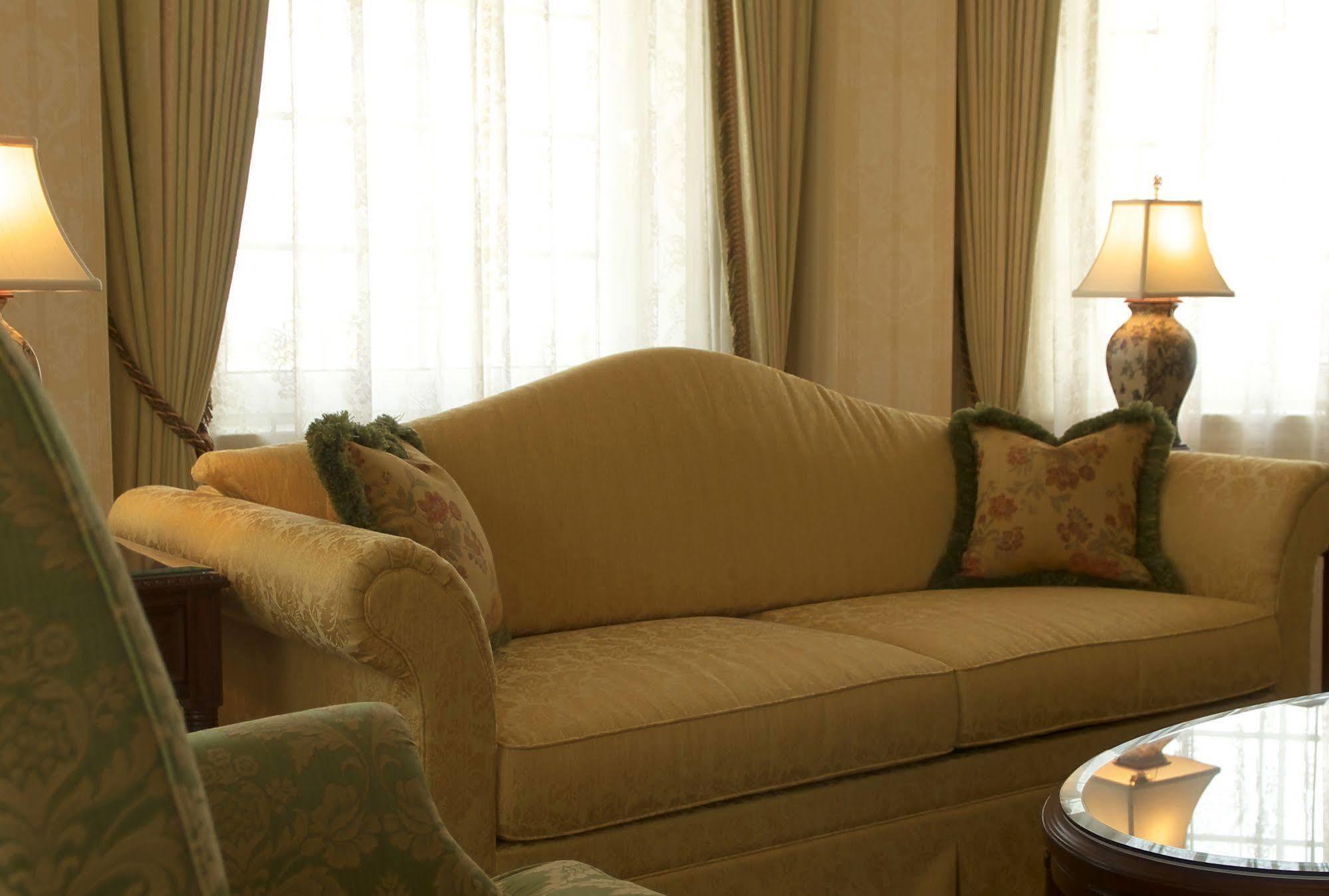 Tokyo Disneyland Hotel ชิบะ ภายนอก รูปภาพ